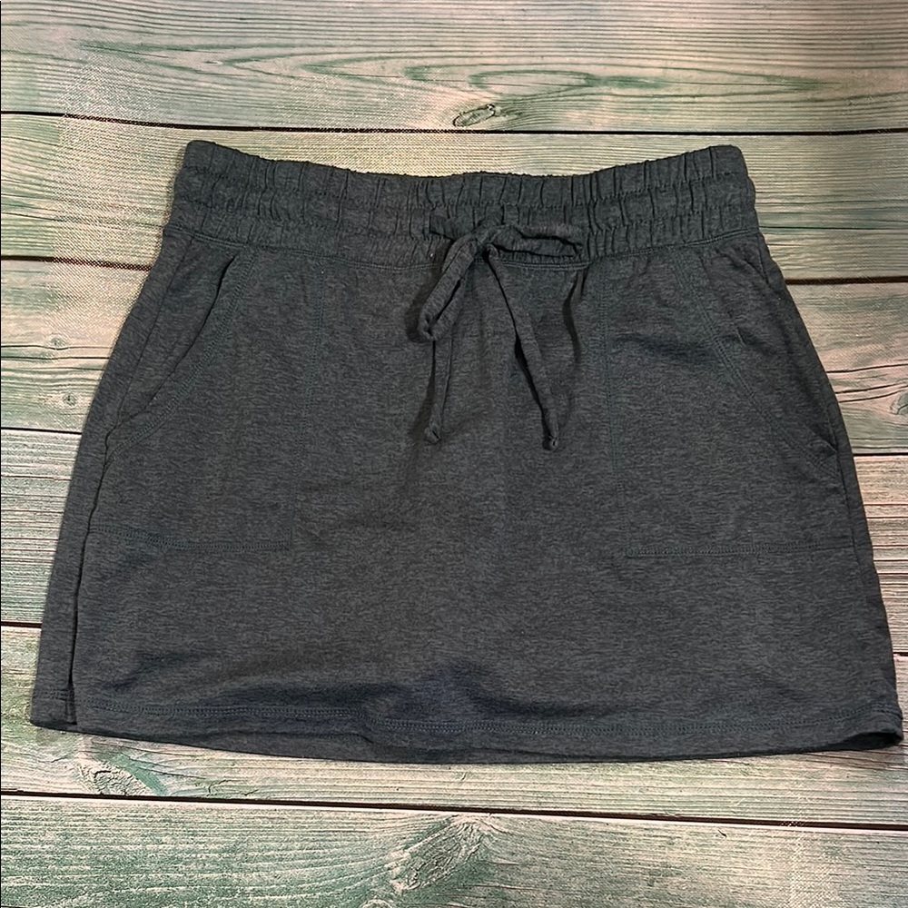 GAIAM Teal Women's Skort